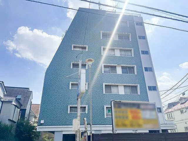 Condo in Suginami