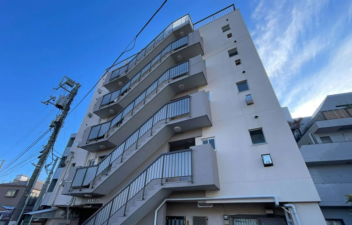 Condo in Suginami