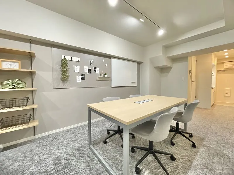 Office in Minato